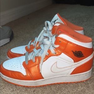 Jordan 1s used with box $45